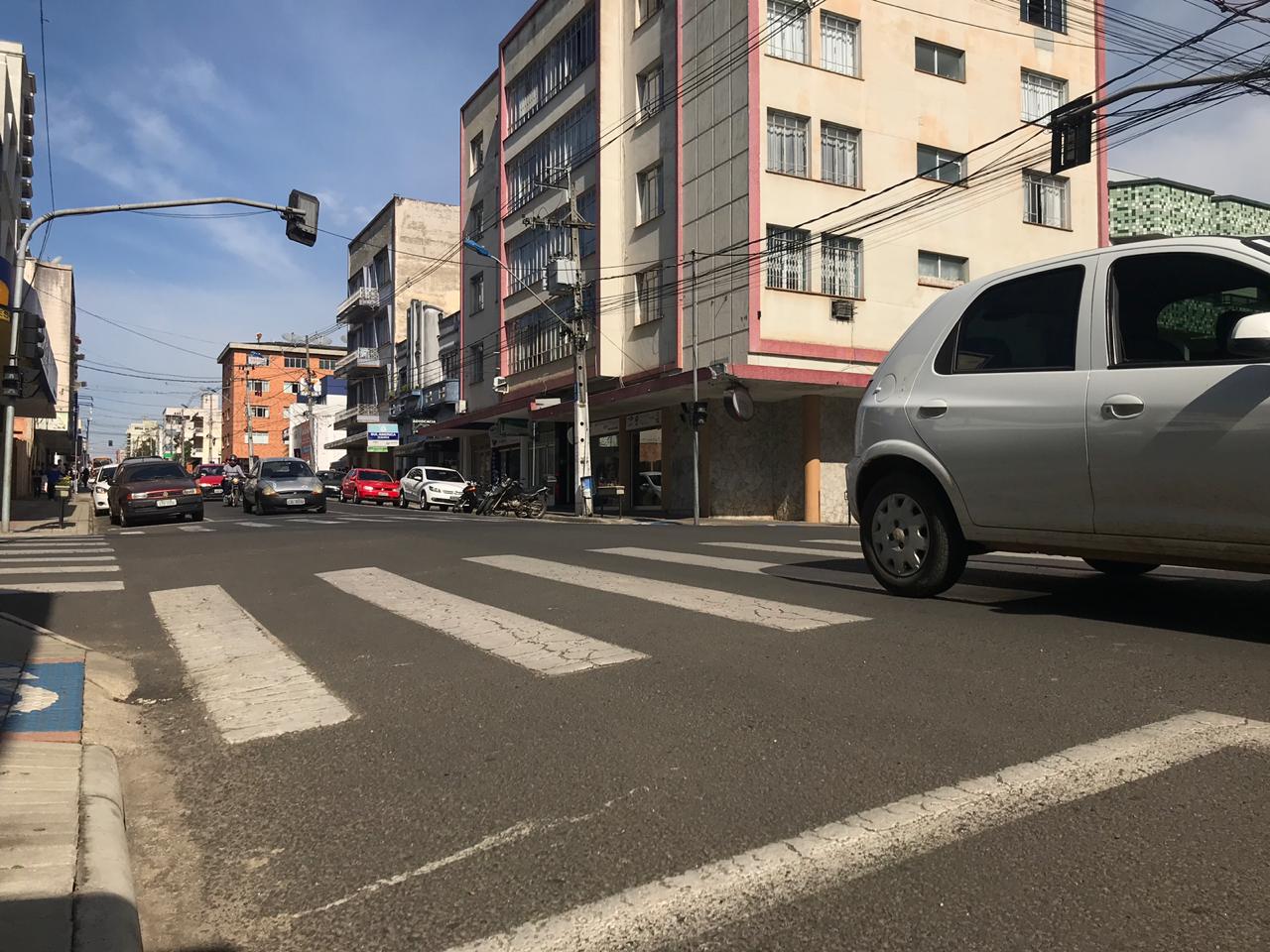 Estacionamento Rotativo Suspenso Em Uni O Da Vit Ria