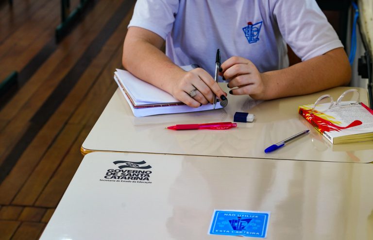 SC lança Programa Bolsa Estudante para combater a evasão escolar