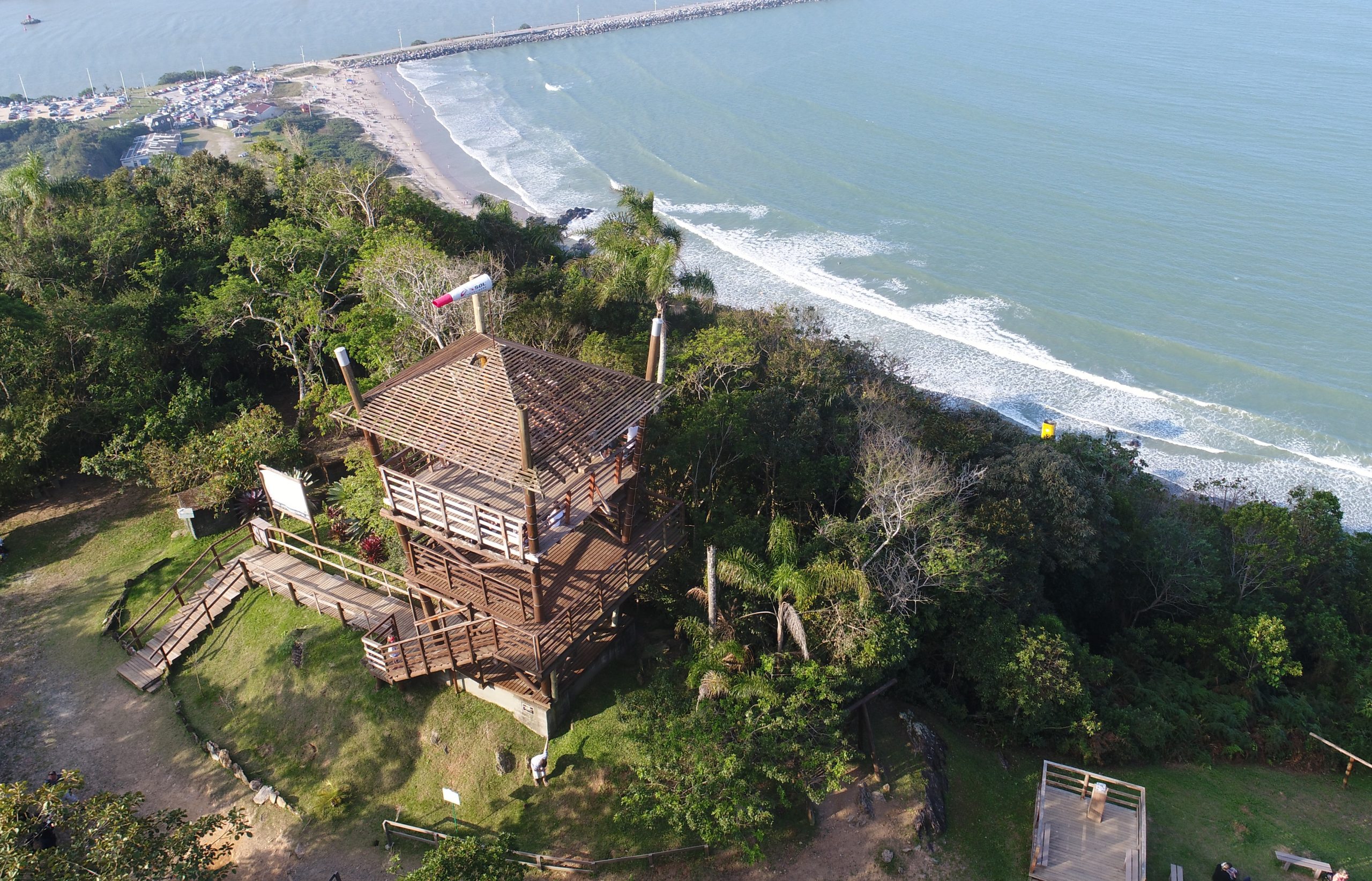 Verão em Itajaí: Parque do Atalaia é opção turística e de lazer em meio a  natureza