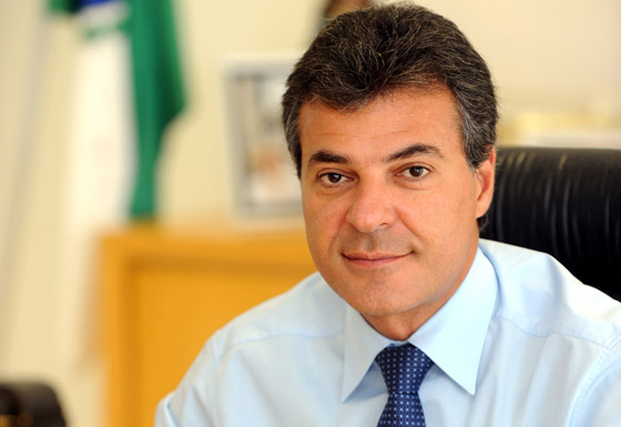 Governador Beto Richa no gabinete do Palacio das Araucarias.
Curitiba, 20.01.2011
Foto - Ricardo Almeida - SECS
