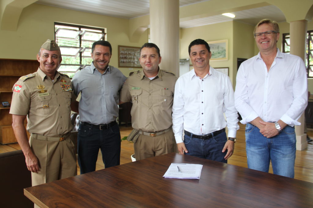 canoinhas-convenio-policiamilitar