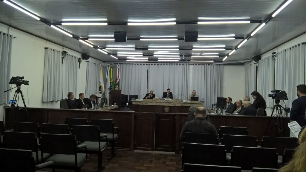 LEGIS-01