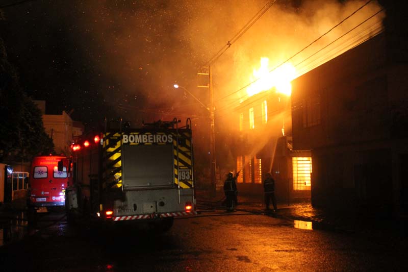 20180612-incendio-predio-uniaodavitoria (9)