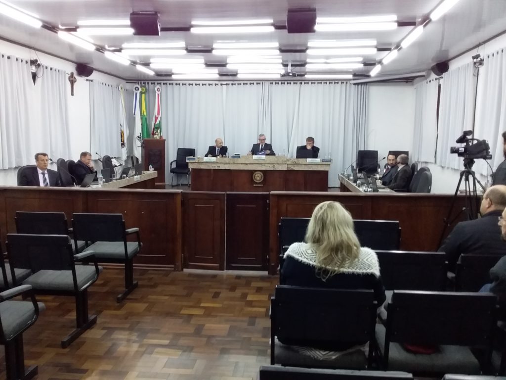 2018 08 14 Porto Uniao - Sessao vereadores
