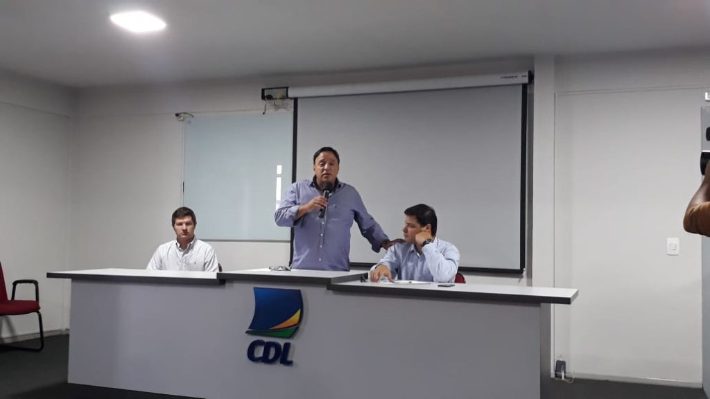 reuniao-cdl-politica-husseinbakri-sandroalex (1)