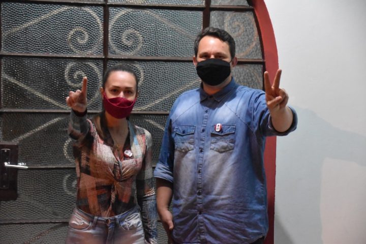 Soiane Rudnicki e Nelson Pedroso. (Foto: Assessoria PDT).