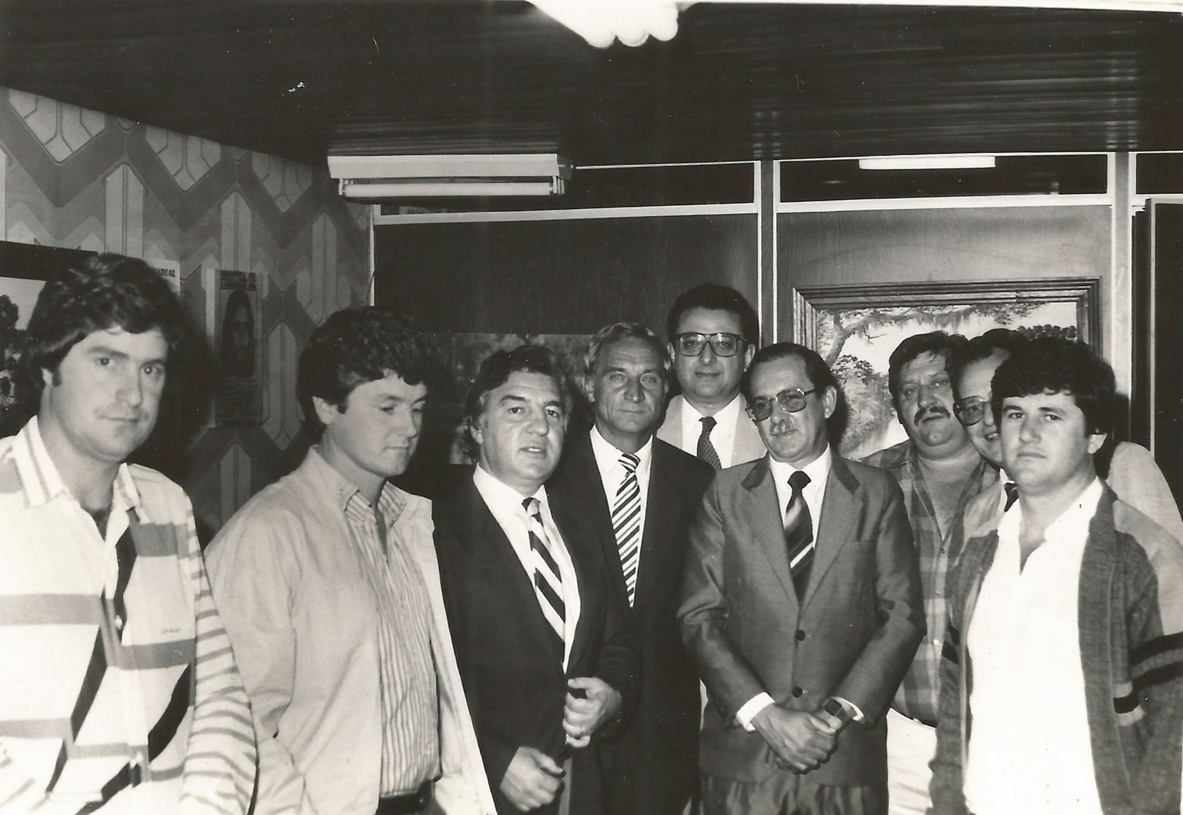 Grupo de prefeitos da Amsulpar em encontro especial em 1983