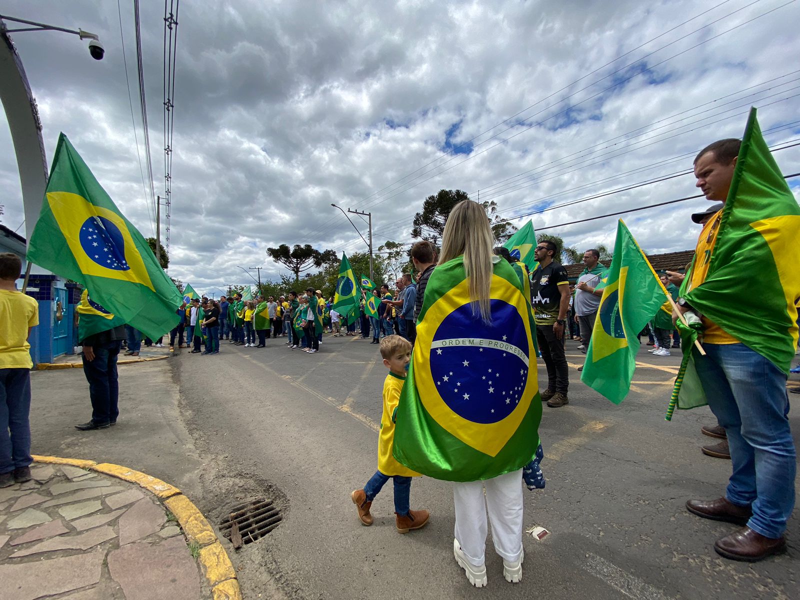 a direita brasileira é o novo arraial de canudos