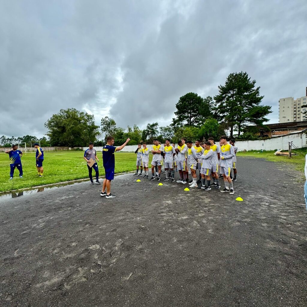 Iguaçu entrará em campo pelo Paranaense sub-20 a partir desde mês