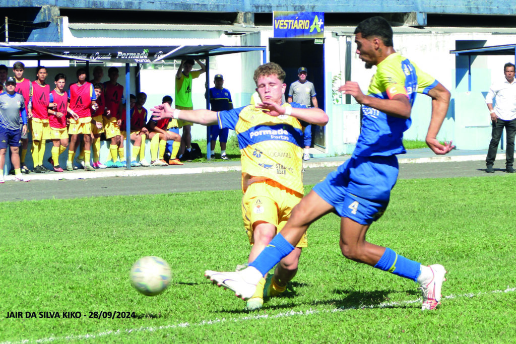 Iguaçu sofre derrota em primeiro jogo em casa na Copa Paraná Sub-20