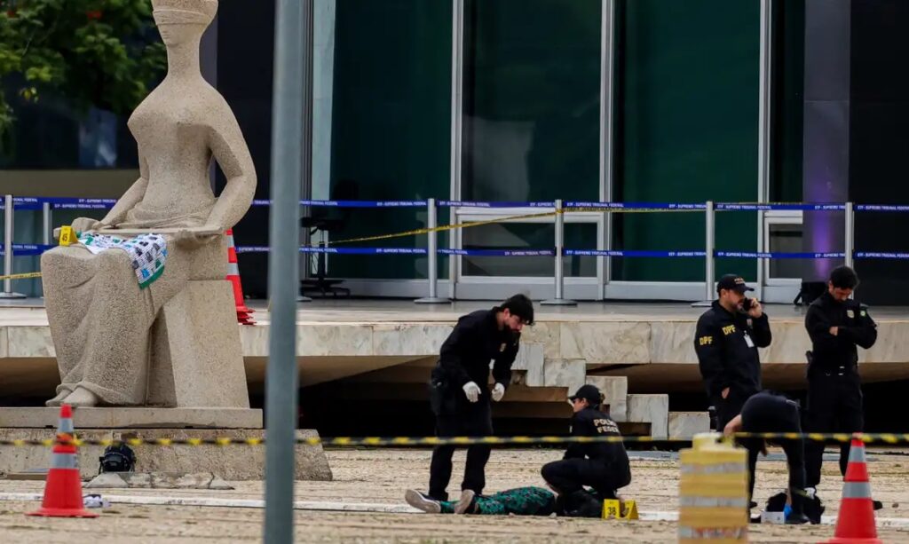 Opinião: A exploração política do cadáver na Praça dos Três Poderes