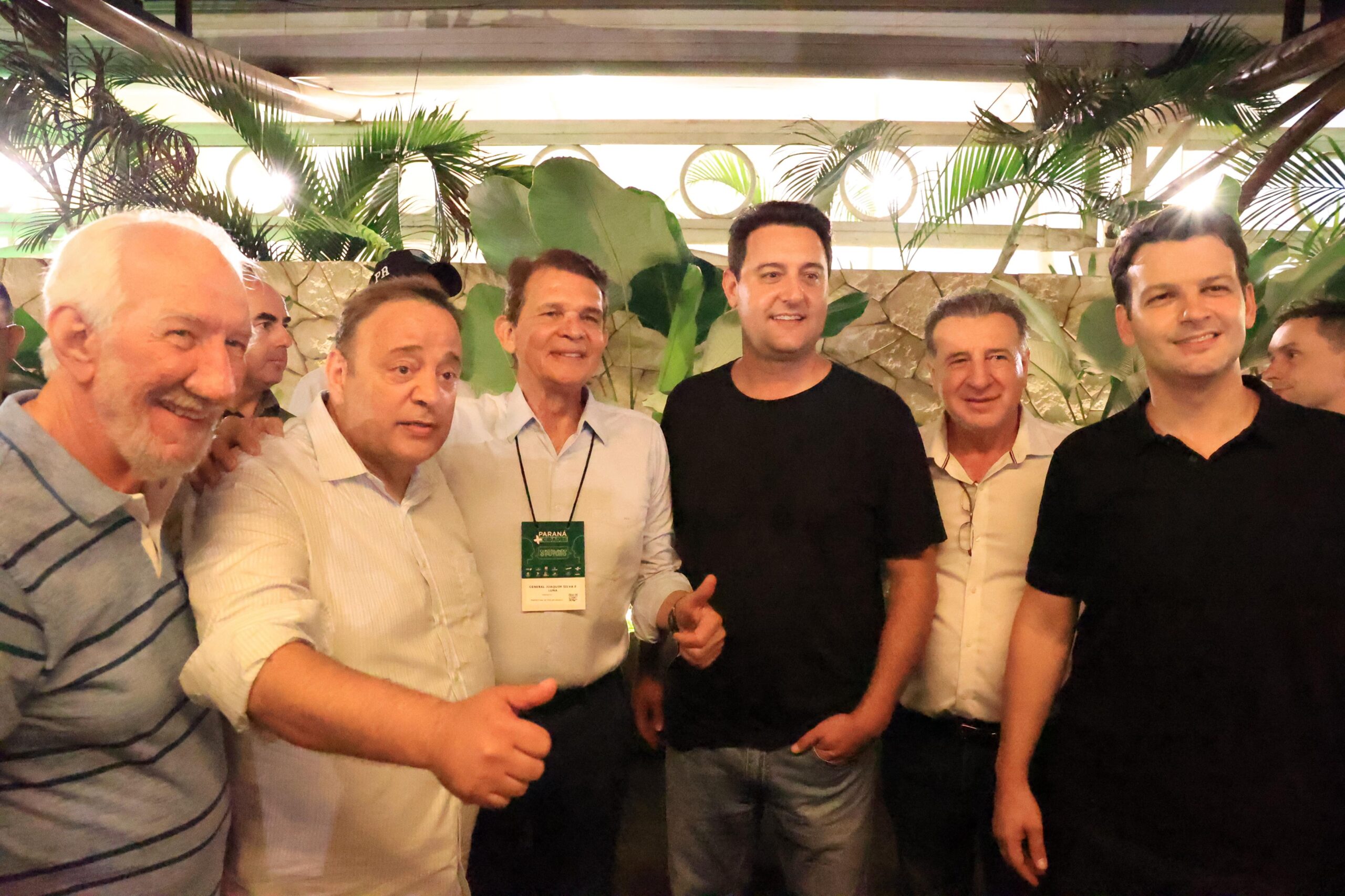 Bakri e Ratinho Jr. liberam R$ 6 bilhões de investimentos nos municípios paranaenses