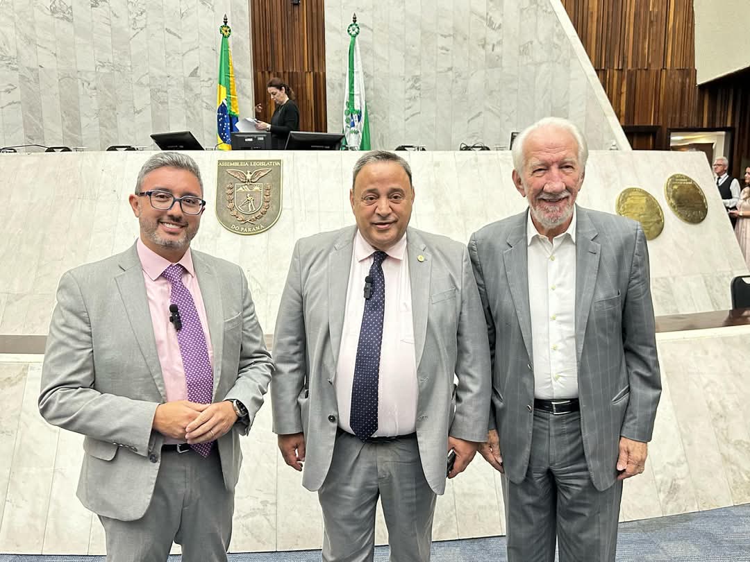 Deputado Hussein Bakri homenageia 90 anos da empresa Portos do Paraná