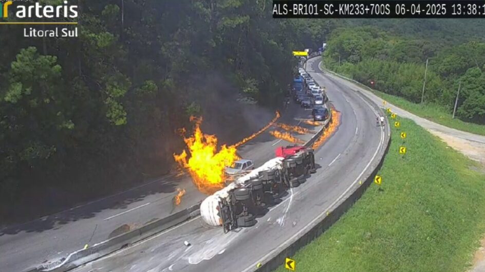 COLUNA PELO ESTADO: Falta união para encontrar uma solução para Santa Catarina