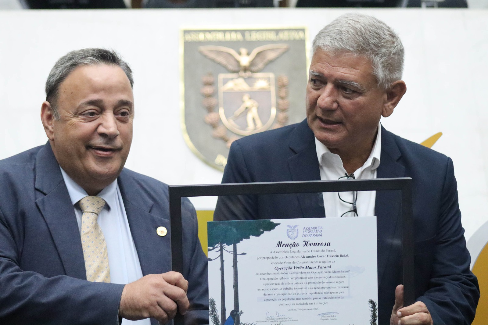 Deputado Bakri homenageia Verão Maior e profissionais envolvidos no maior festival gratuito do Brasil