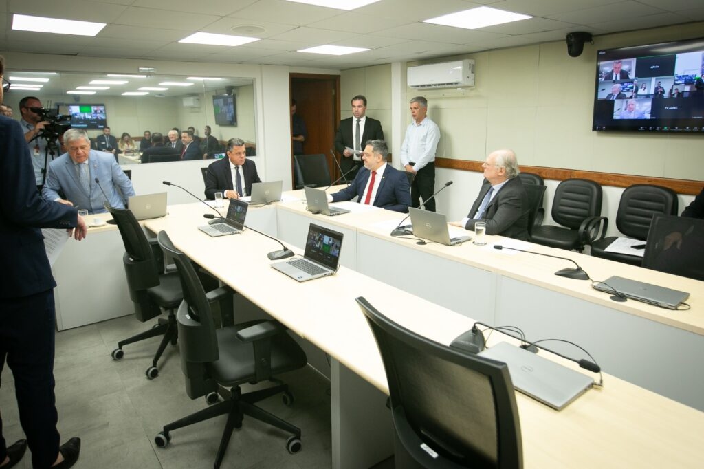 COLUNA PELO ESTADO: Parlamento debate as apostas online e os bingos beneficentes