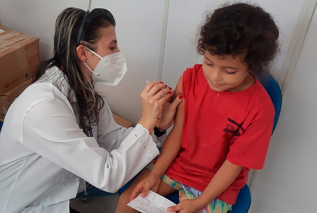 COLUNA PELO ESTADO: Crianças sem vacina não transmitem doença