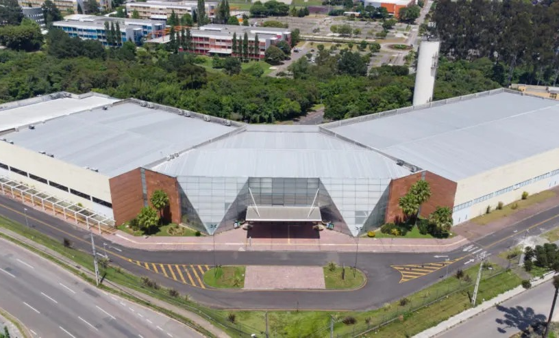 COLUNA PELO PARANÁ: Bienal do Livro