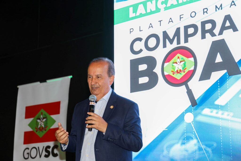 COLUNA PELO ESTADO: Governo estima economia de R$ 1,5 bilhão no próximo biênio