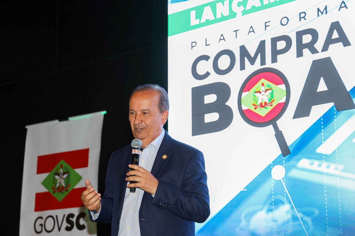 COLUNA PELO ESTADO: Governo estima economia de R$ 1,5 bilhão no próximo biênio