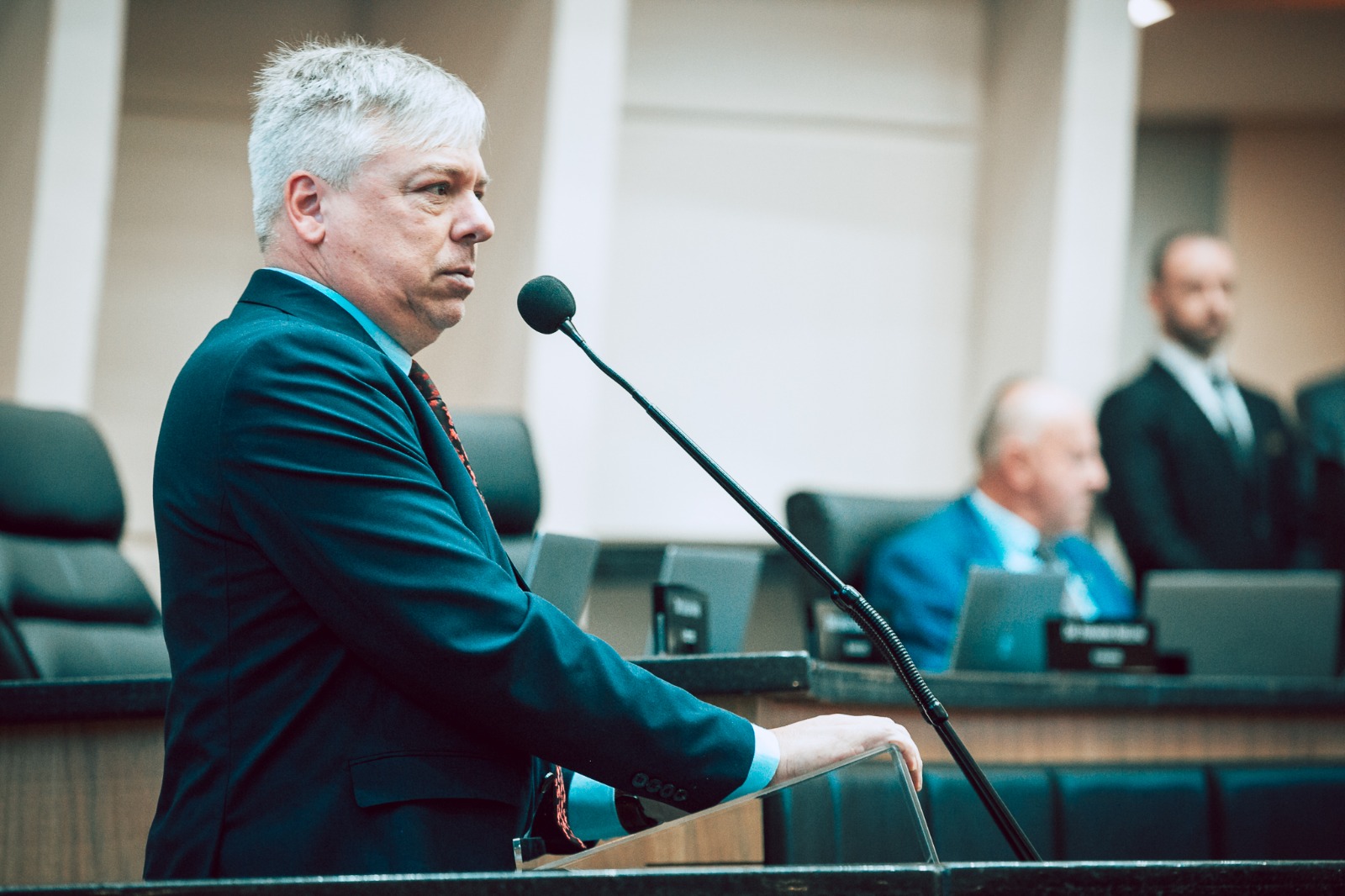 COLUNA PELO ESTADO: PEC da Blindagem e as prioridades dos parlamentares brasileiros