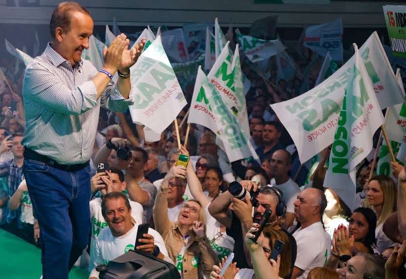 COLUNA PELO ESTADO: Jorginho consolida parceria com o MDB durante evento da sigla