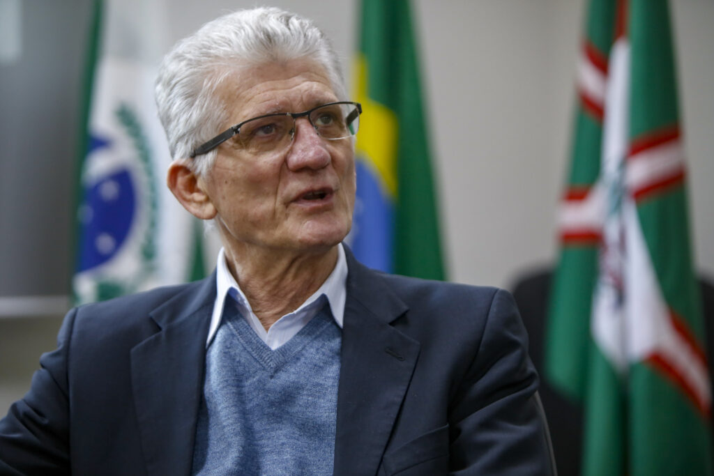 COLUNA PELO PARANÁ: Confia Paraná