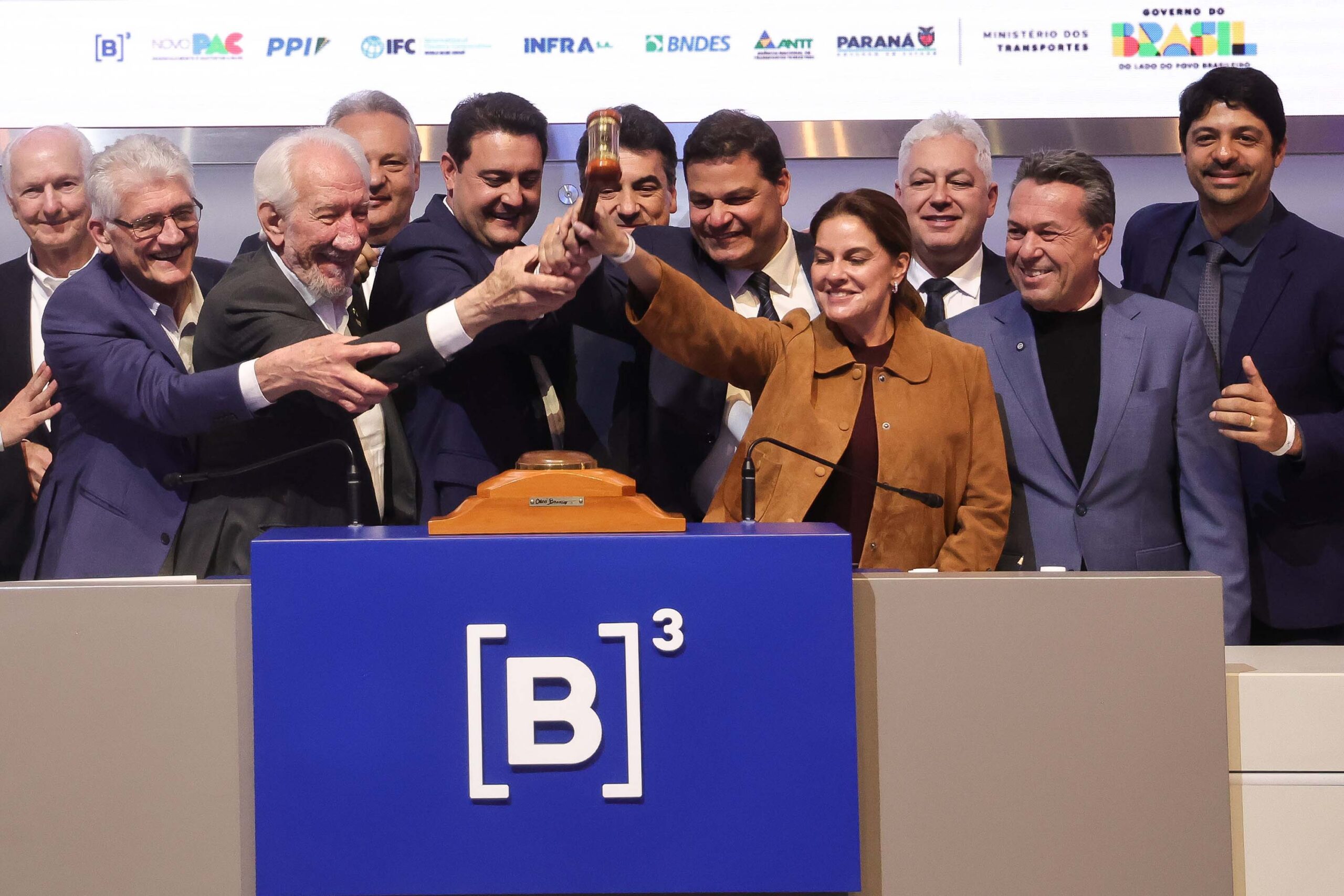 COLUNA PELO PARANÁ: Concessões rodoviárias