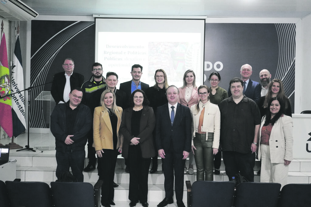 UNC realiza aula inaugural da sua primeira turma de Mestrado no campus Porto União