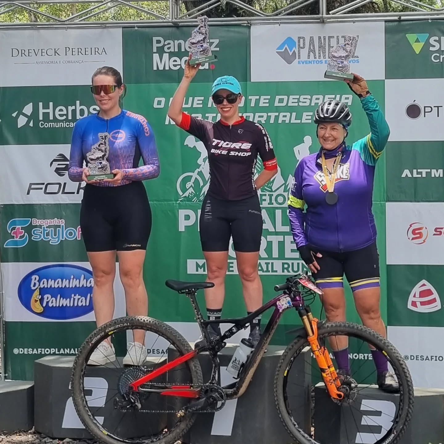 Esportes: MTB, título no tênis de mesa e natação