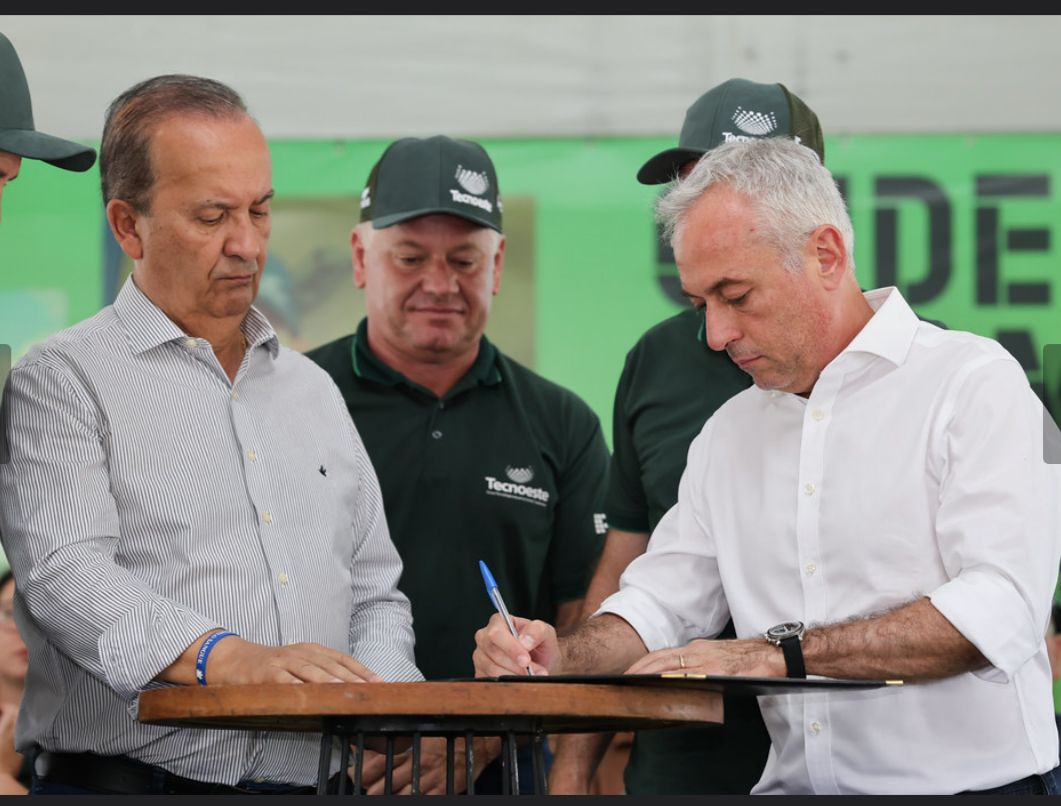 COLUNA PELO ESTADO: SC anuncia R$ 240 milhões em crédito para produtores do leite