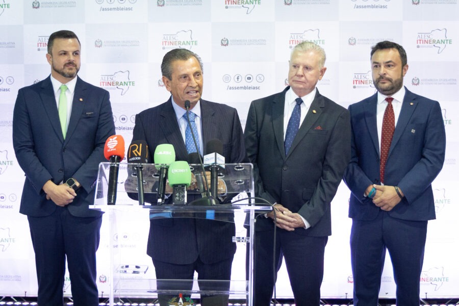 COLUNA PELO ESTADO: Alesc Itinerante inicia programação na Serra