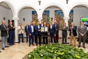 COLUNA PELO ESTADO: SC atrai R$ 2,1 bilhÃµes em investimentos e projeta 8 mil novos empregos