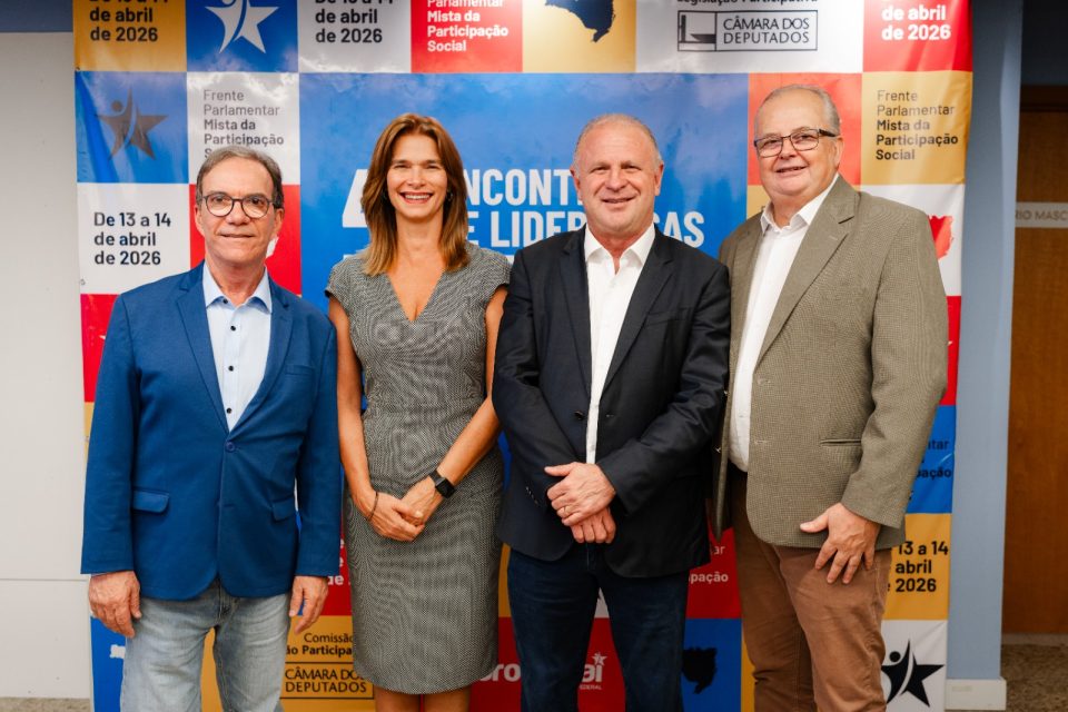 COLUNA PELO ESTADO: União de partidos de centro esquerda movimenta SC