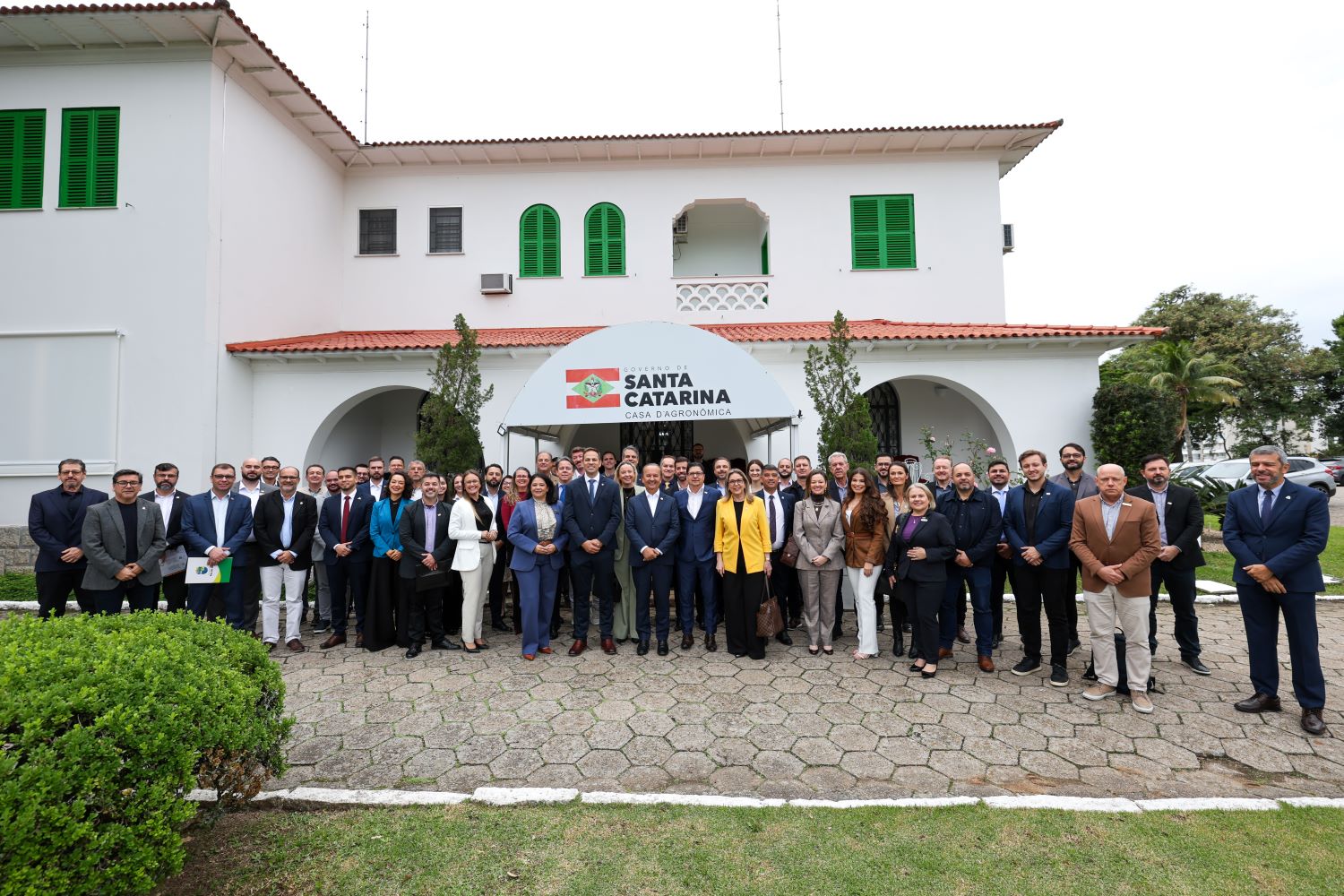 COLUNA PELO PARANÁ: Governador recebe lideranças empresariais e associações comerciais