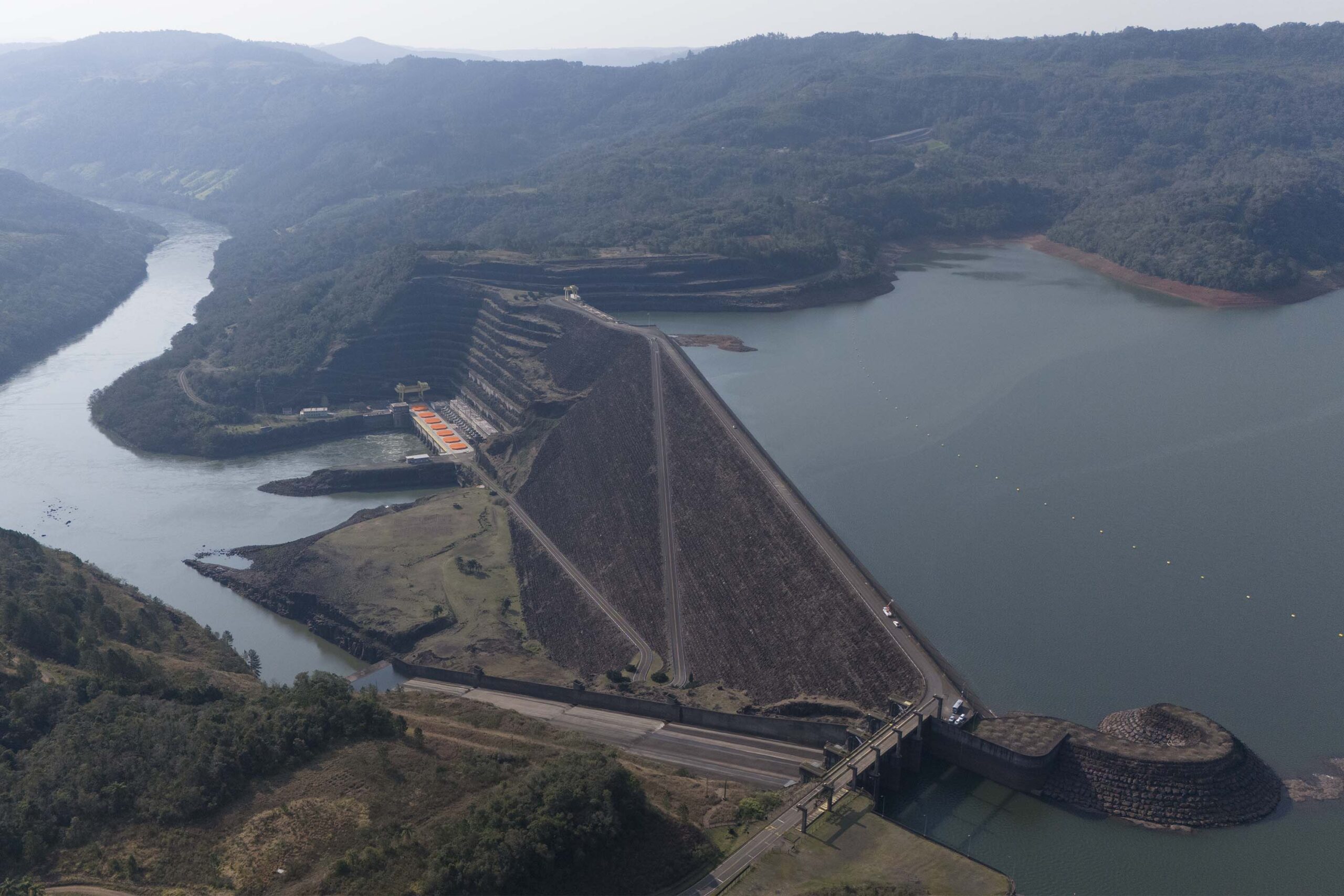 Usina de Foz do Areia é uma das maiores do subsistema Sul de geração de energia