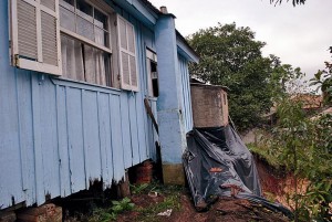 Uma casa pode desabar em Porto União