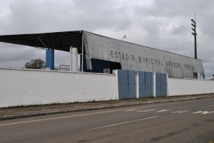 estadioantiochopereira-uniaodavitoria-futebol Antiocho Pereira é liberado com ressalvas para a Divisão Especial