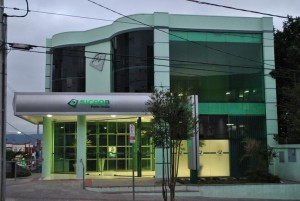 Polícias investigam assalto ao Banco Sicoob, em Porto União