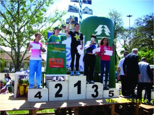 Elisângela Oliveira vence Corrida Rústica da Santa Cruz do Sul