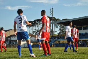 FC Porto deixa escapar vitória em casa diante do Hercílio Luz