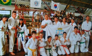 taekwondo-portouniao-competição Com quatorze medalhas, Porto União termina em segundo no Sul Brasileiro de Taekwondo
