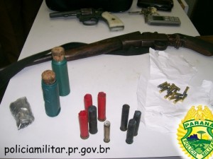 PM de Bituruna prende ladrão e armas 