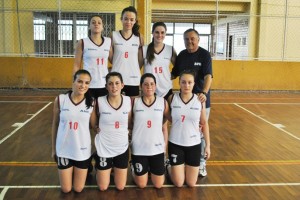 Basquete feminino de Porto União começa com vitória no quadrangular final do estadual Sub-17