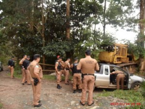 Polícia Militar de União da Vitória e de Mallet prende três homens em fazenda 