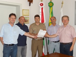 Polícia Militar de Porto União recebe duas motos zero quilômetro