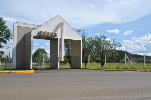 Atualmente o aeroporto José Cleto só recebe aviões de pequeno porte e não recebe linhas aéreas