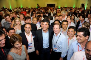 Com 3 mil atendimentos, encontro abre canais entre governo e novos prefeitos 