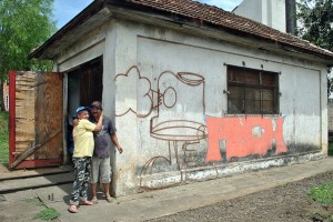 Casal mora há mais de cinco anos em casa da antiga Rede Ferroviária em União da Vitória