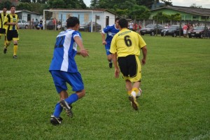 Com duas viradas e polemica com a arbitragem, Panorama garante o título do Inter Associações